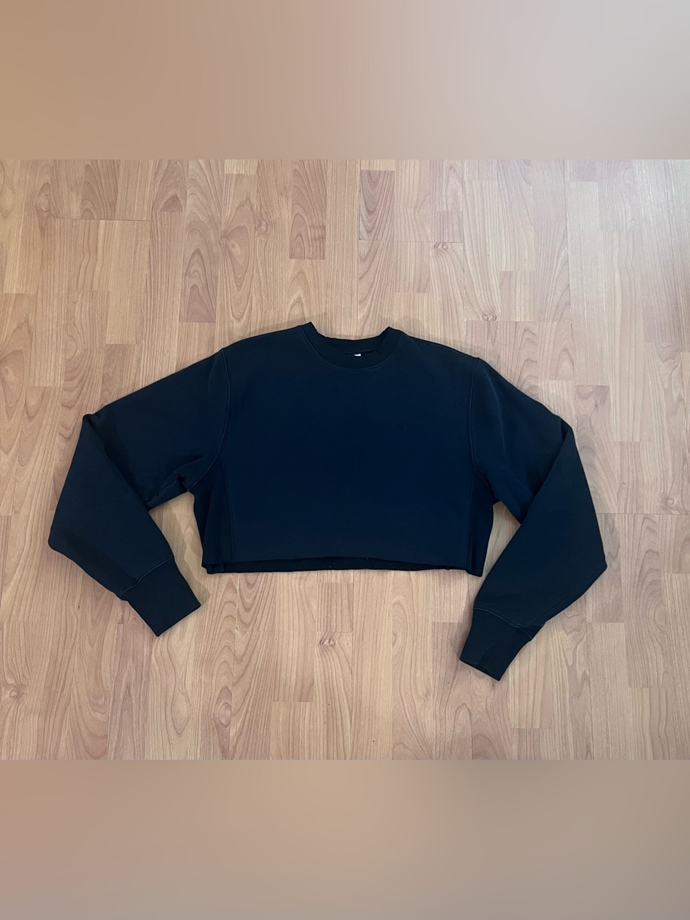 Cropped Black Crewneck Sweatshirt - Women